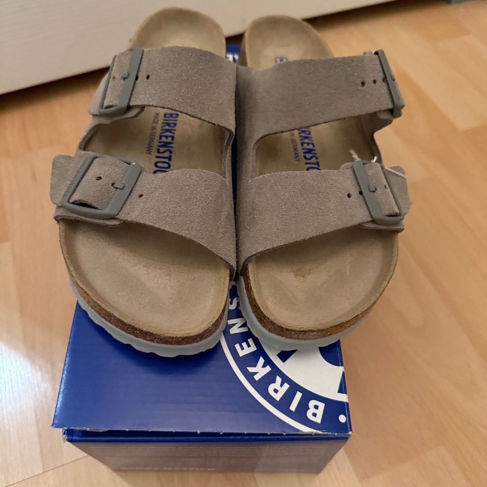 BIRKENSTOCK